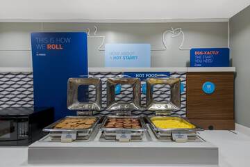 Breakfast/Coffee Service 48 of 51