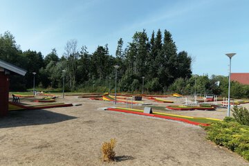 Mini-golf