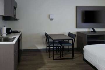 MainStay Suites Prince George - Fort Gregg