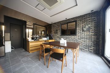 Breakfast area