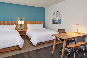 Room 25 of 49