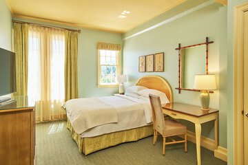 Room 40 of 70