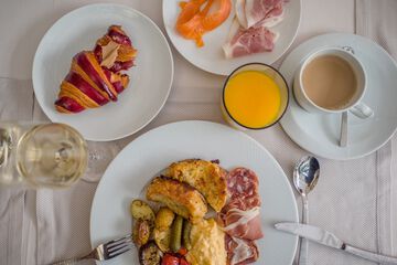 Breakfast meal