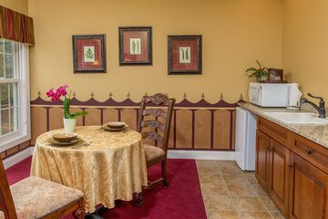 Private kitchenette