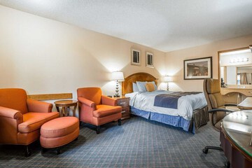 Room 26 of 37