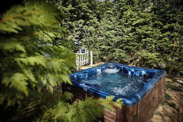 Jetted tub