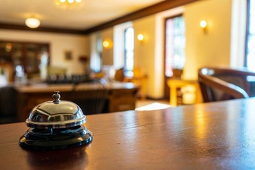 Check-in/check-out kiosk