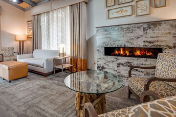 Hotel Interior 9 of 35