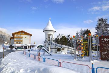 Children's play area - outdoor