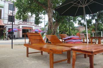 Sundeck