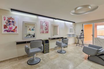Hair salon