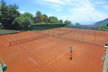 Tennis court
