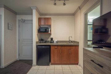 Private kitchenette