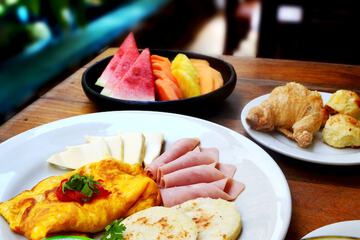 Breakfast buffet
