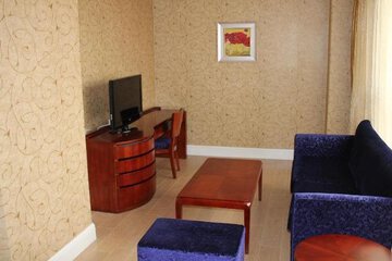 Photo 9