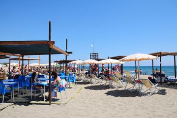 Beach bar