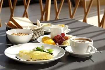 Breakfast meal
