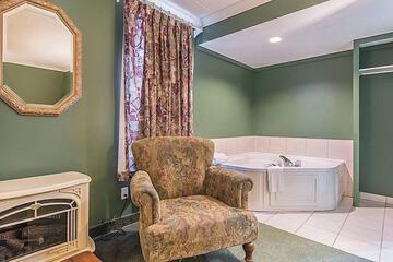 Jetted tub