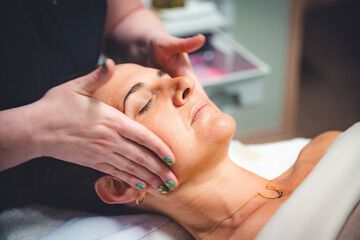 Facial
