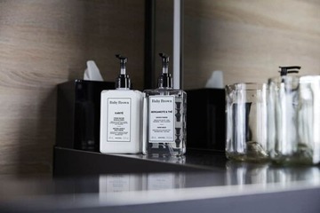 Bathroom amenities