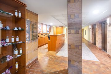 Spa reception