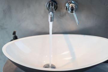 Bathroom sink