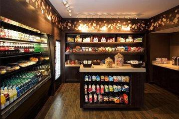 Snack bar