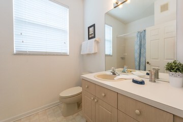 Bathroom sink