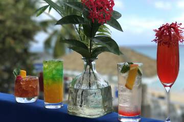Poolside bar