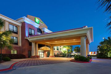 Holiday Inn Express Hotel & Suites Wharton by IHG