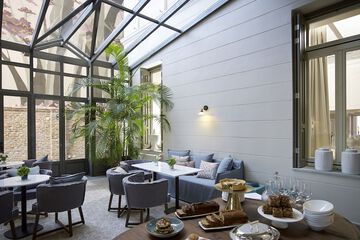 Executive lounge