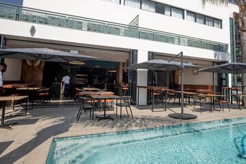 Poolside bar