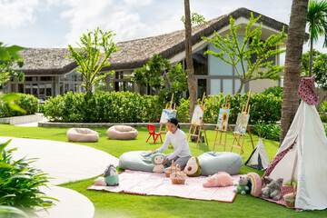 Children's play area - outdoor