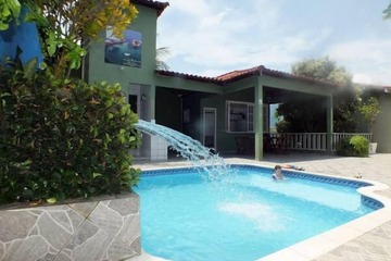 Pool waterfall