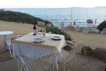 Beach bar