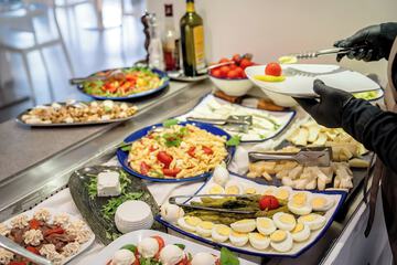 Breakfast buffet