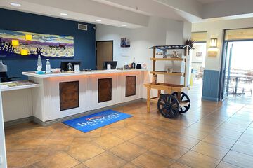 Hotel Interior 64 of 135