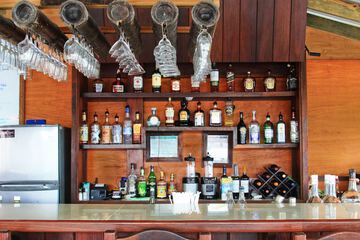 Poolside bar