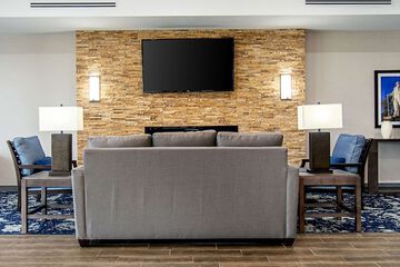 Hotel Interior 10 of 45