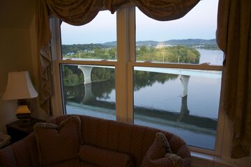 Hotel View 148 of 151