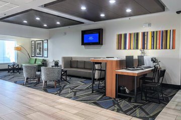 Holiday Inn Express & Suites Hearne by IHG