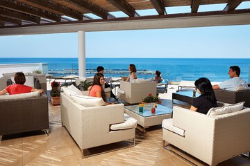 Sundeck