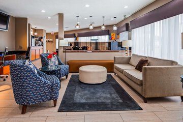 Hotel Interior 6 of 17