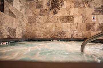 Indoor spa tub