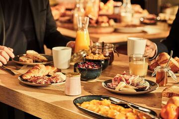 Breakfast area
