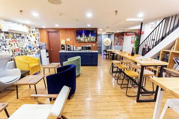 restaurant cafeteria
