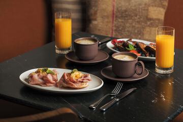 Breakfast meal
