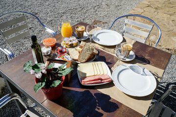 Breakfast meal