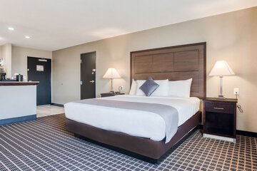Room 22 of 39