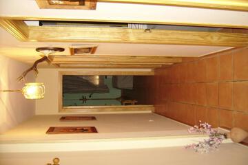 Photo 33